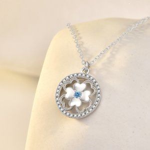 S925 Silver Hollow Four-Leaf Clover Necklace